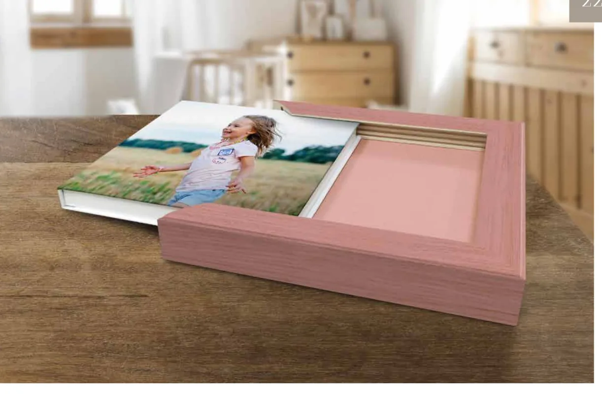 Cofanetto Linea Junior in legno rosa per album fotografico di famiglia